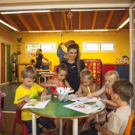 فالينتين بارك كلوب *