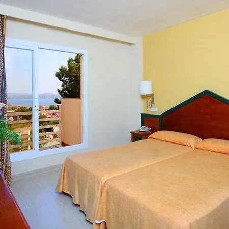 Valentin Park Paguera