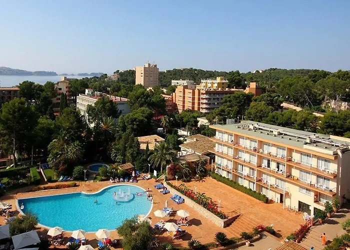 Valentin Park * Peguera