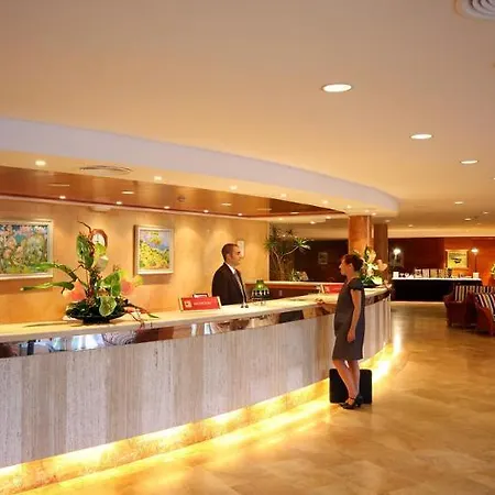 Valentin Park * Peguera