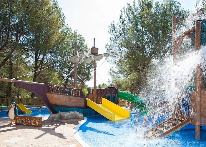 Valentin Park * Peguera