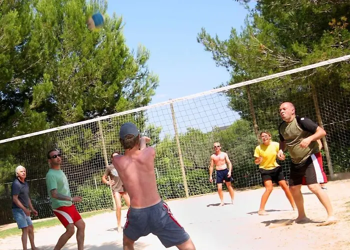 Valentin Park * Peguera