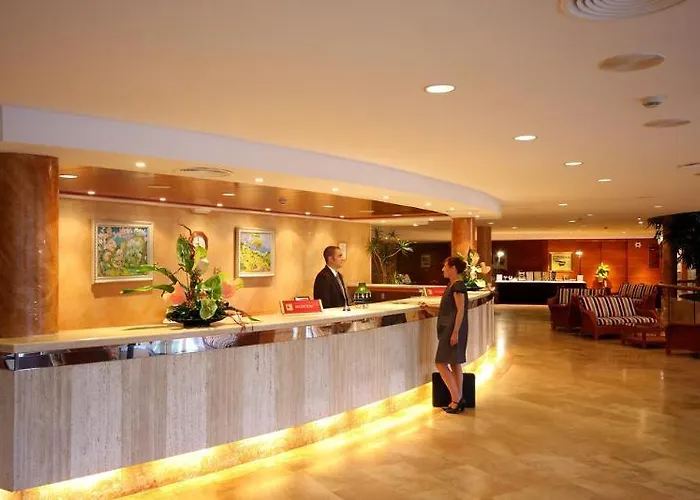 Valentin Park * Peguera