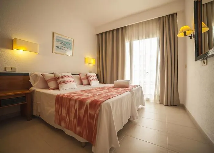 Valentin Park * Paguera